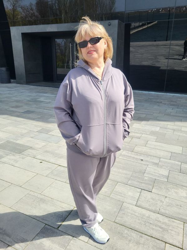 Жіночий спортивний костюм Agonwear zip allmoko